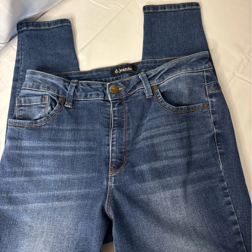 D Jeans Dark Blue Skinny Distressed Jeans – Size 8P